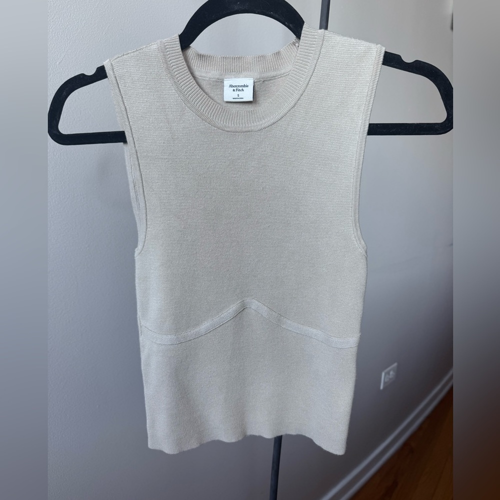 Abercrombie & Fitch // Beige Underbust Corset Crew Knit Tank // Size S